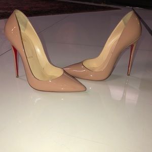 Christian Louboutins nude So Kate pumps size 39